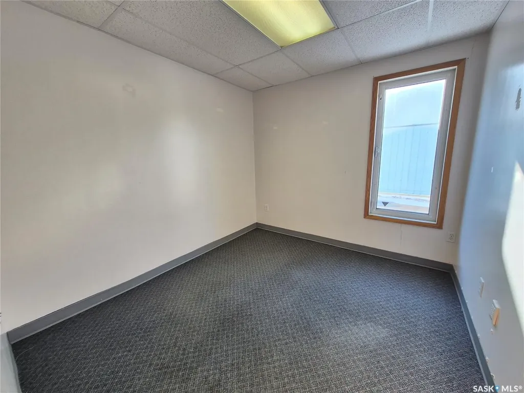 24 12th Street NE Weyburn SK S4H 1K2