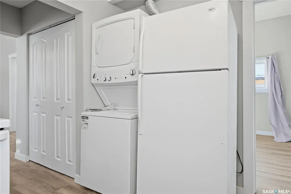 726 Cameron Street Regina SK S4T 2S1
