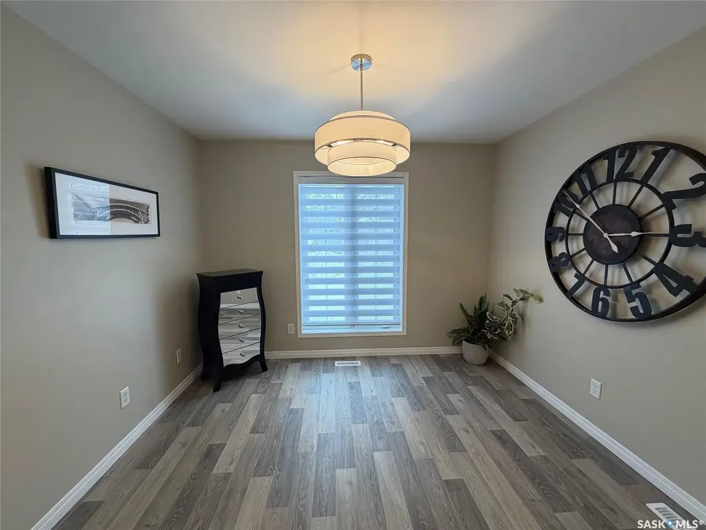 330 Stodola Court Saskatoon SK S7N 4N9