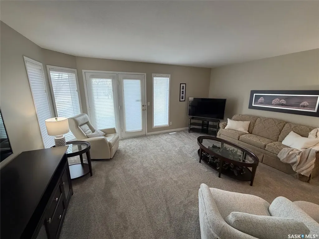 330 Stodola Court Saskatoon SK S7N 4N9