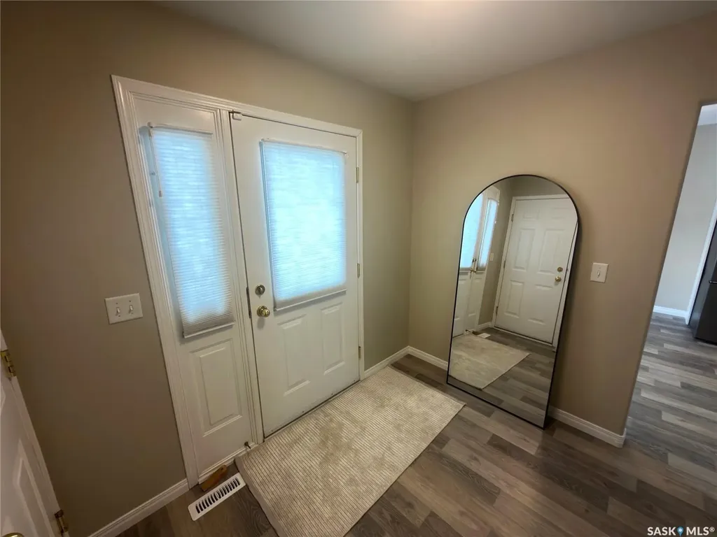 330 Stodola Court Saskatoon SK S7N 4N9