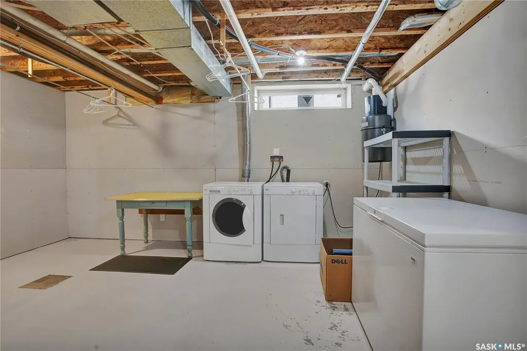 330 Stodola Court Saskatoon SK S7N 4N9