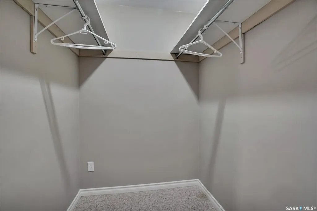 330 Stodola Court Saskatoon SK S7N 4N9