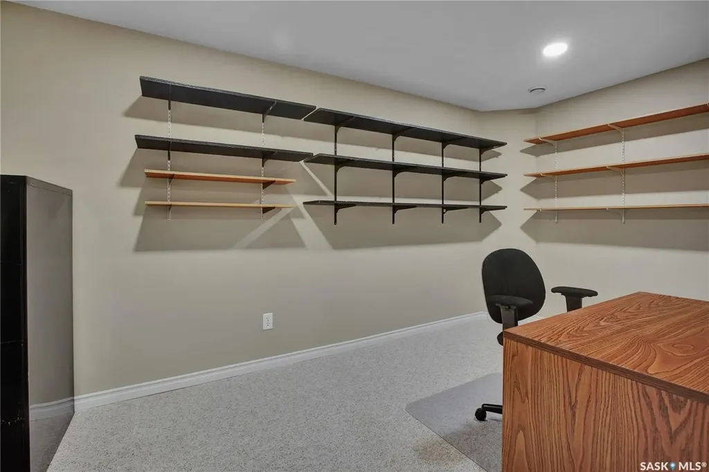 330 Stodola Court Saskatoon SK S7N 4N9