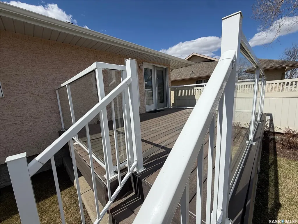 330 Stodola Court Saskatoon SK S7N 4N9