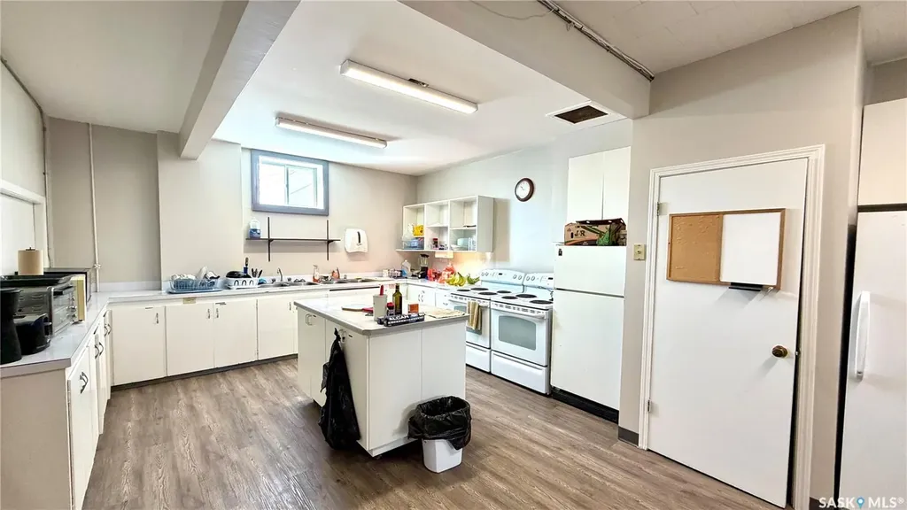 143 Aberdeen Street Elbow SK S0H 1J0