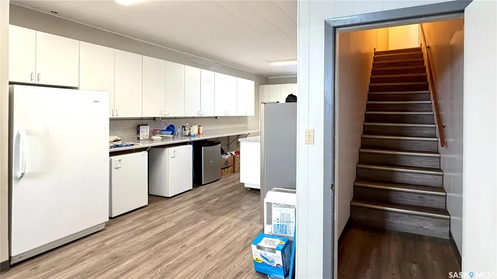 143 Aberdeen Street Elbow SK S0H 1J0