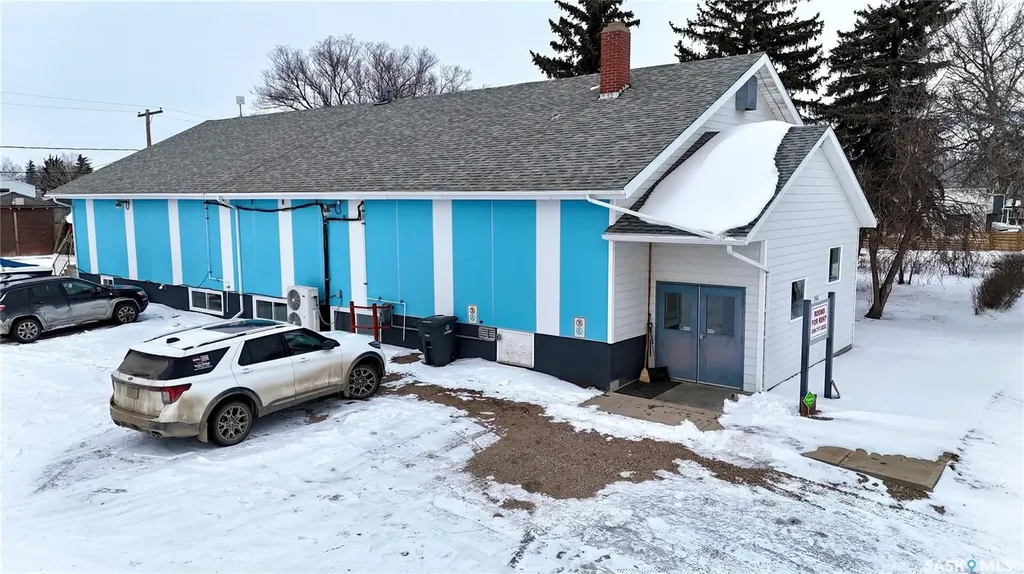 143 Aberdeen Street Elbow SK S0H 1J0