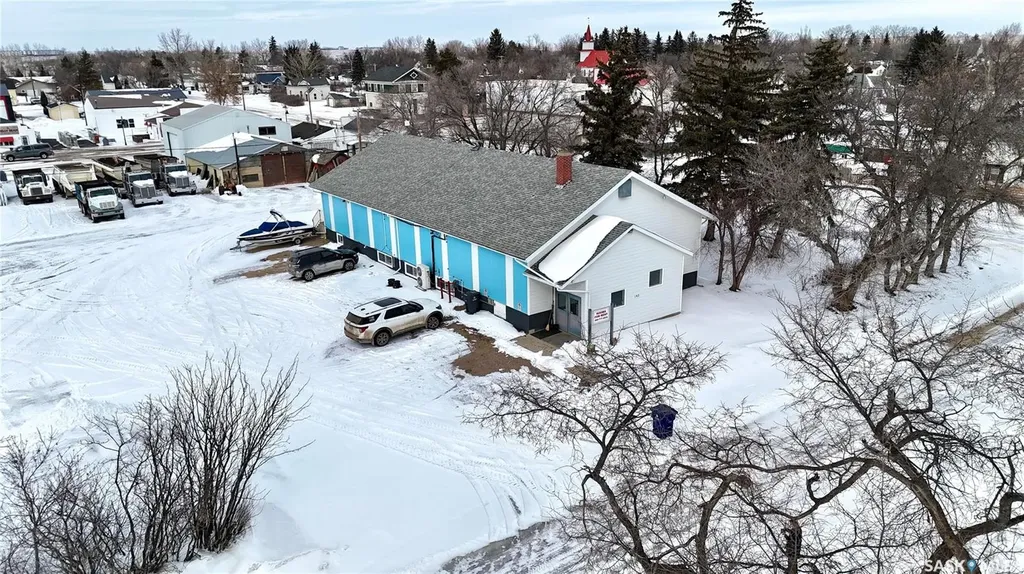 143 Aberdeen Street Elbow SK S0H 1J0