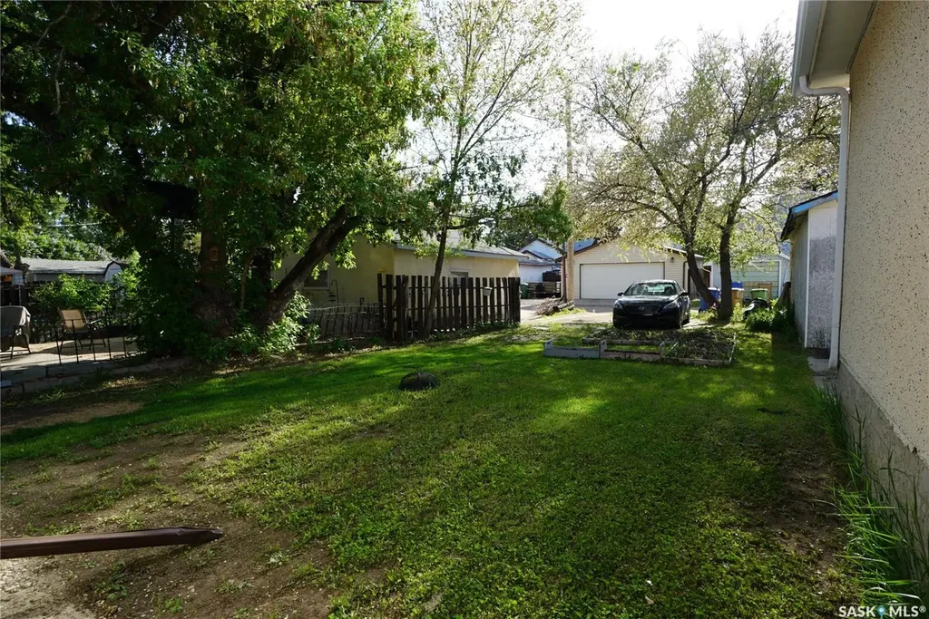 1438 Connaught Street Regina SK S4T 4S9