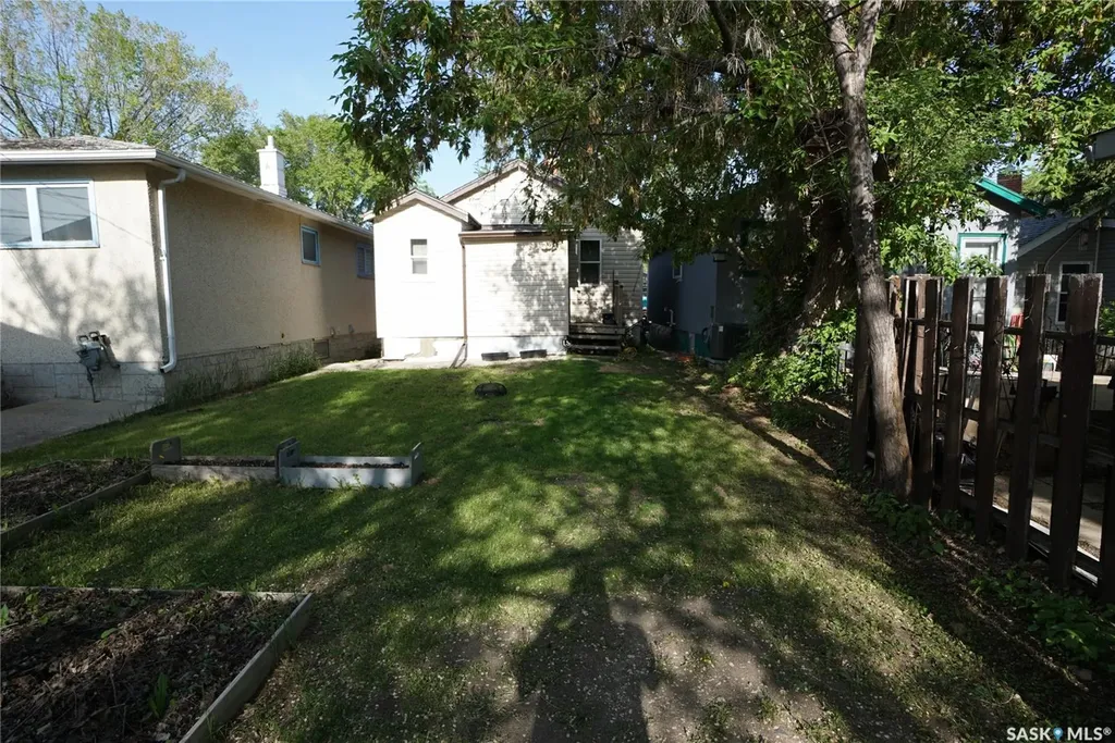 1438 Connaught Street Regina SK S4T 4S9