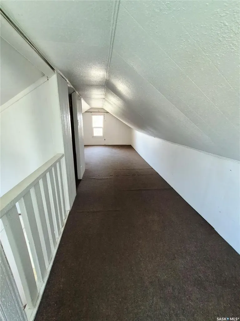 407 3rd Street E Meadow Lake SK S9X 1H7