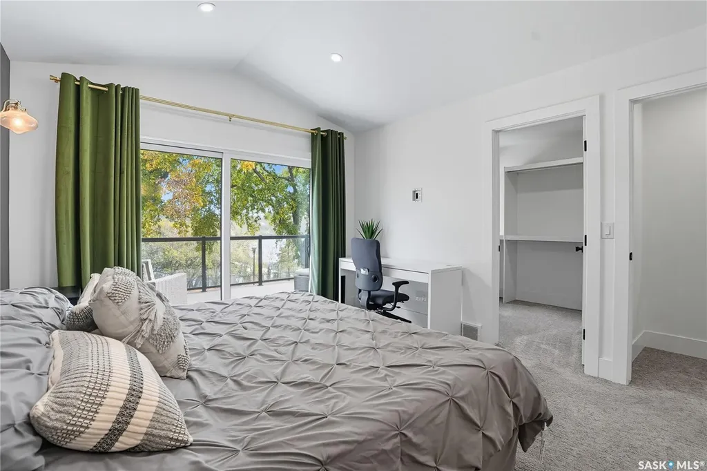 1172A Spadina Crescent E Saskatoon SK S7K 3H8