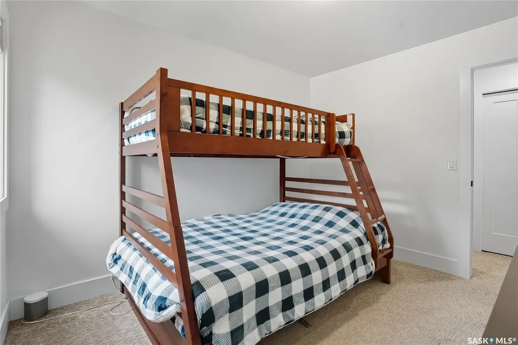 1172A Spadina Crescent E Saskatoon SK S7K 3H8