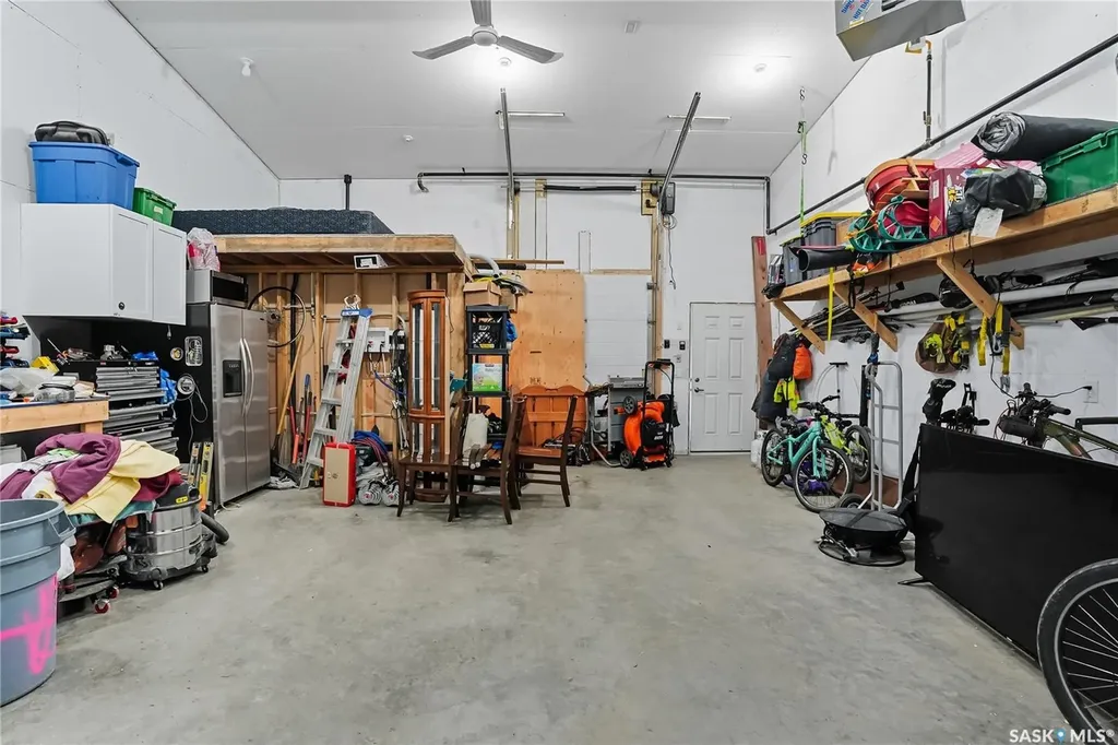 1172A Spadina Crescent E Saskatoon SK S7K 3H8
