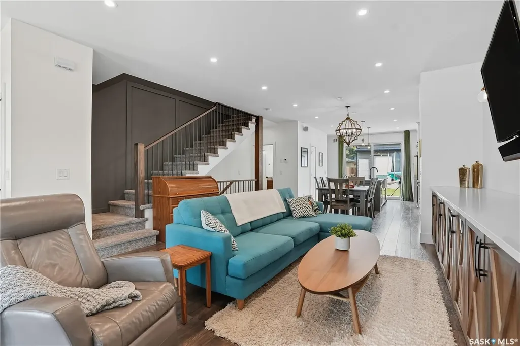 1172A Spadina Crescent E Saskatoon SK S7K 3H8