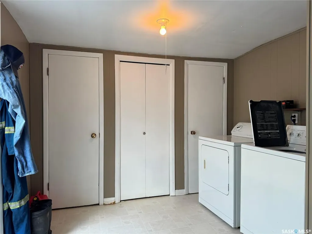 410 6th Street E Wynyard SK S0A 4T0
