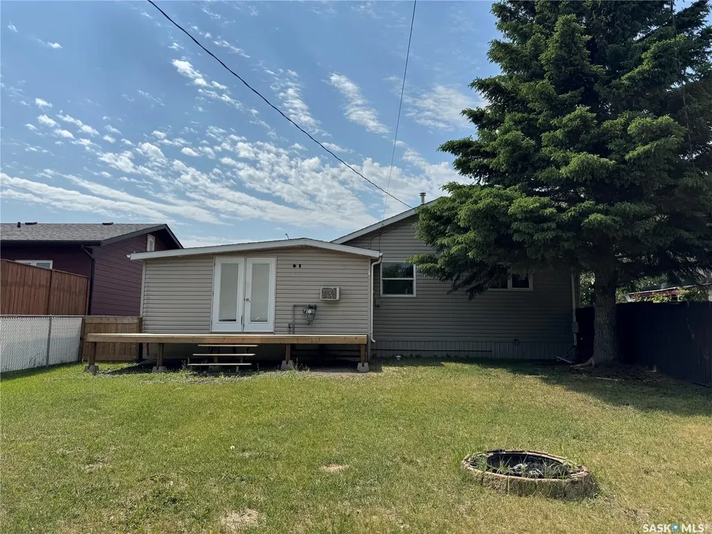 410 6th Street E Wynyard SK S0A 4T0