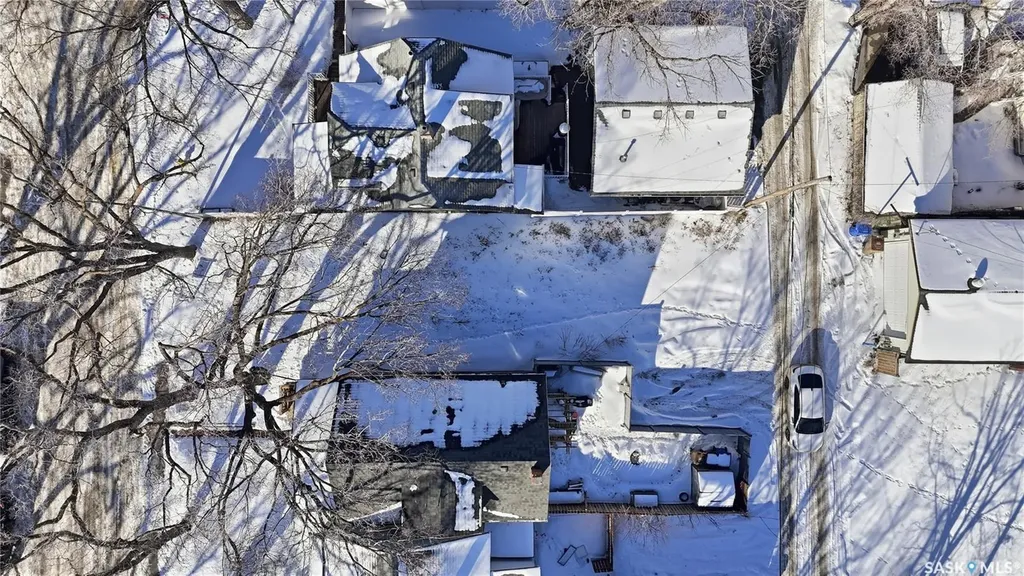 2305 Quebec Street Regina SK S4P 1K5