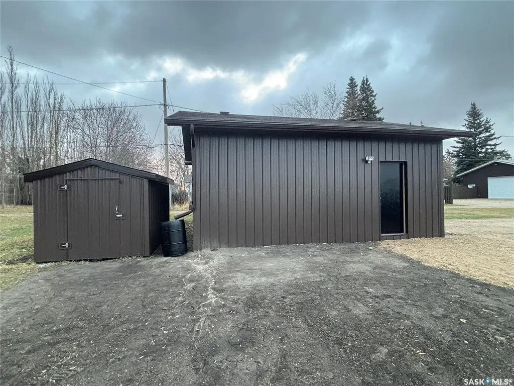 209 5th Avenue N Naicam SK S0K 2Z0