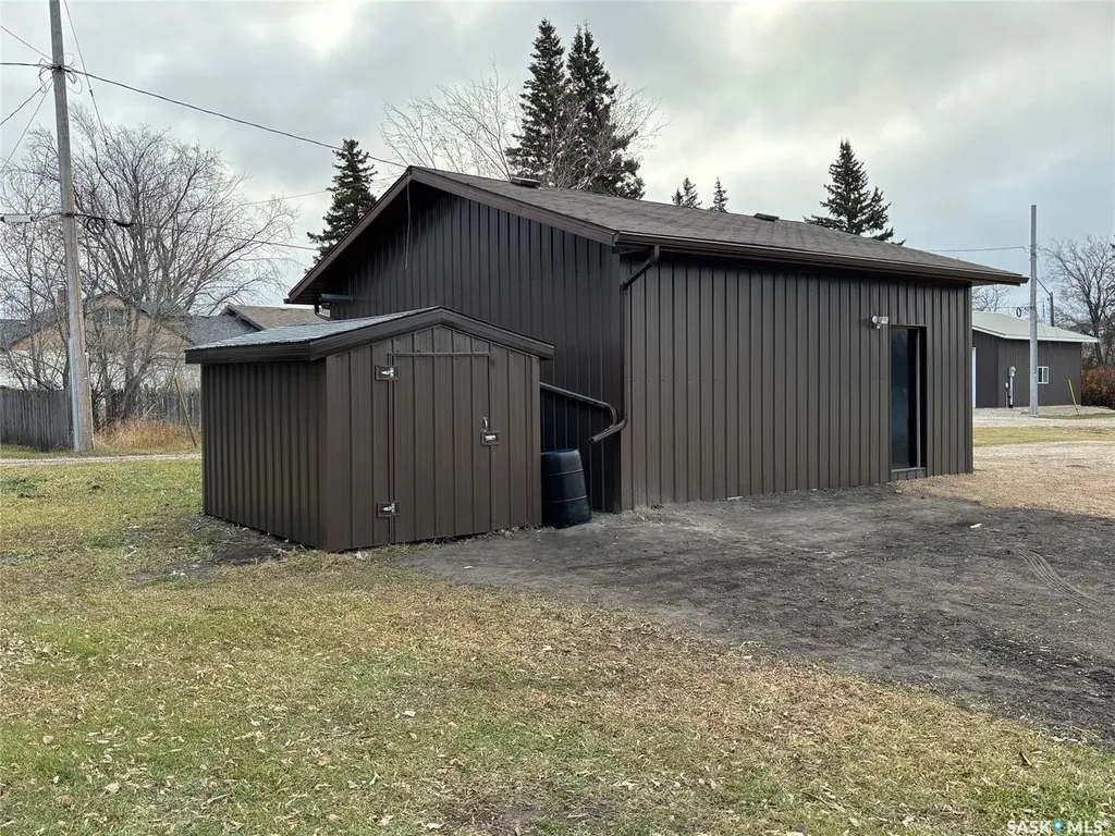 209 5th Avenue N Naicam SK S0K 2Z0