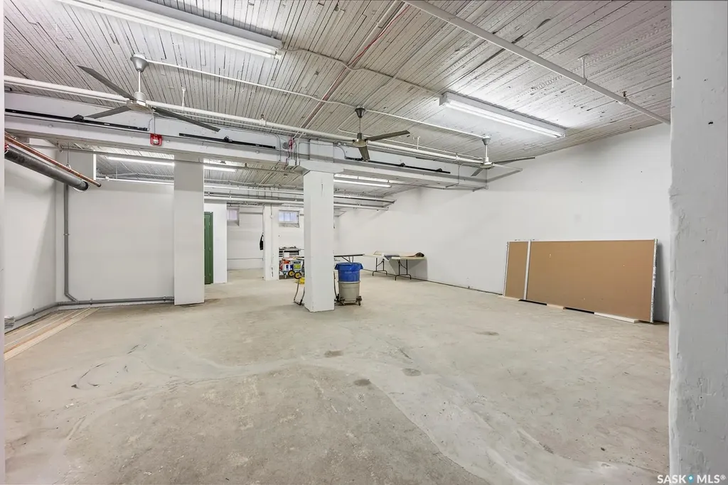1275 Broad Street Regina SK S4R 1Y6