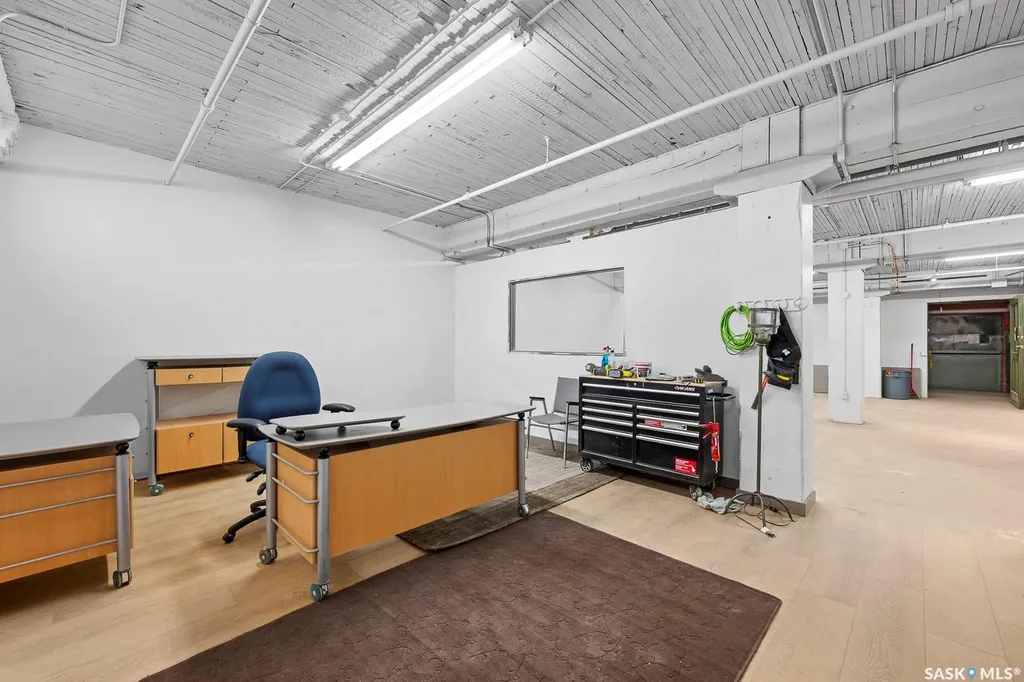 1275 Broad Street Regina SK S4R 1Y6