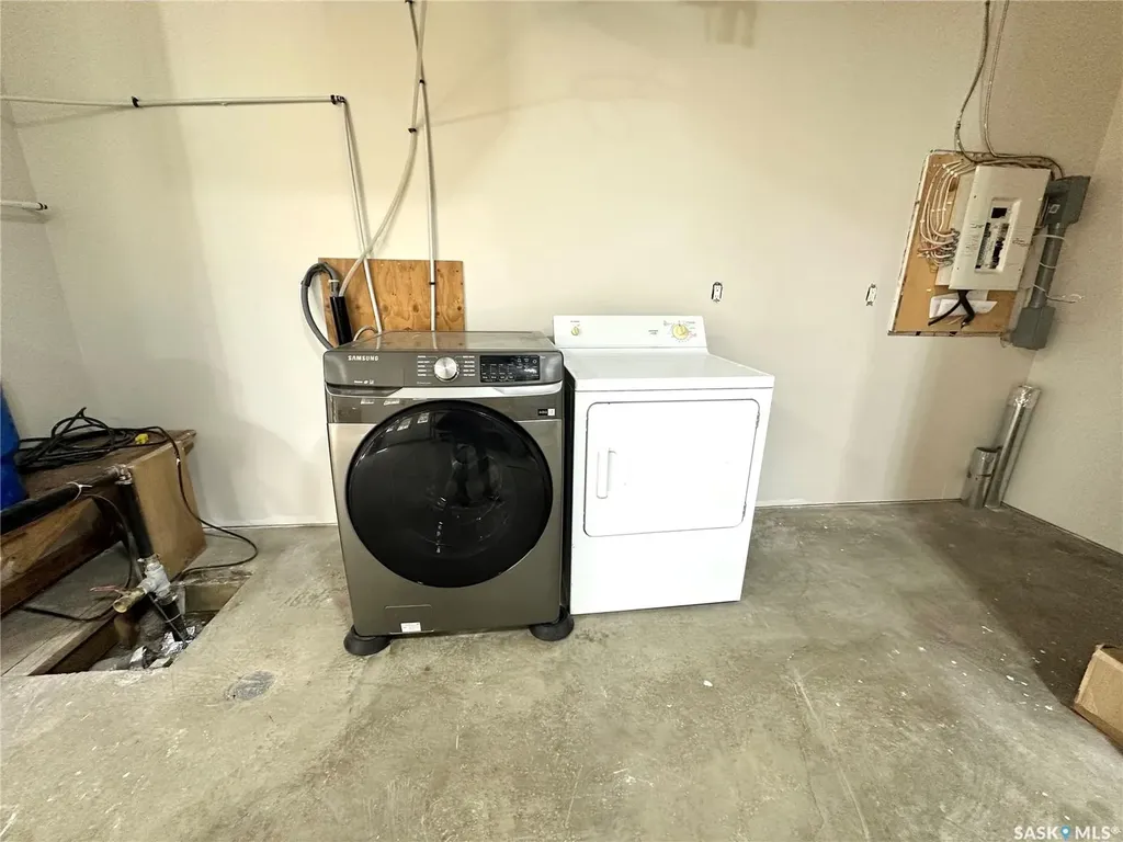 1009 Trelayne Place Mervin Rm No.499 SK S0M 0H0
