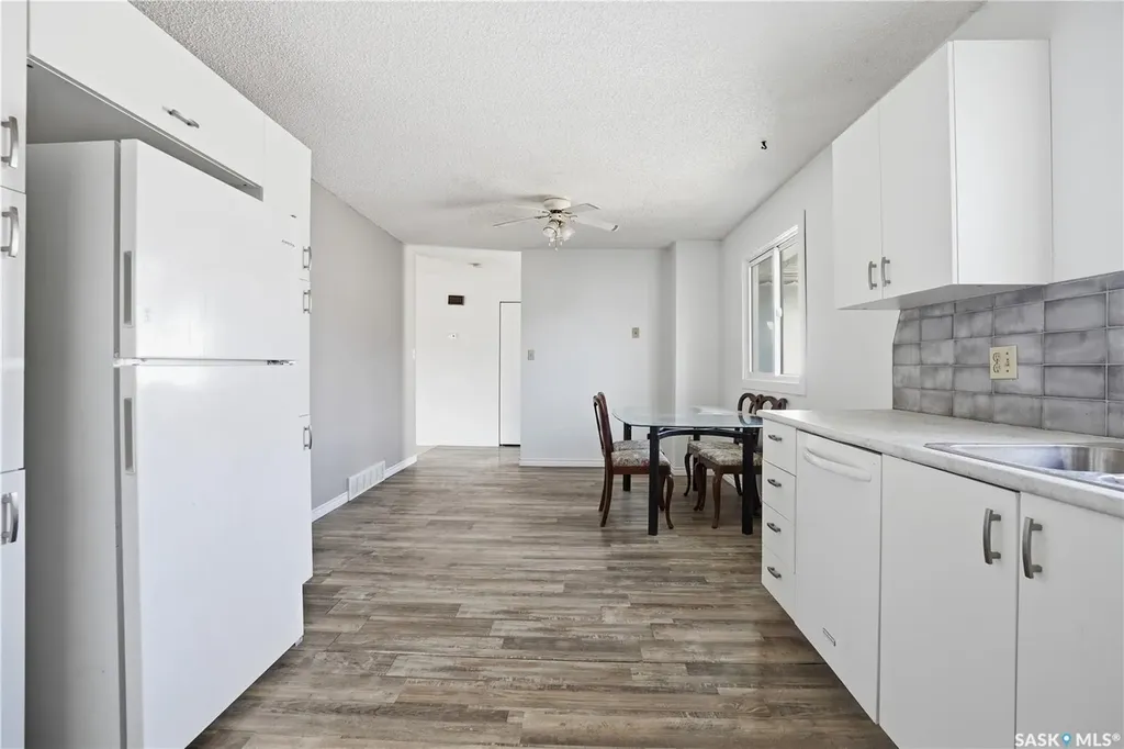 601 Centre Street Assiniboia SK S0H 0B0