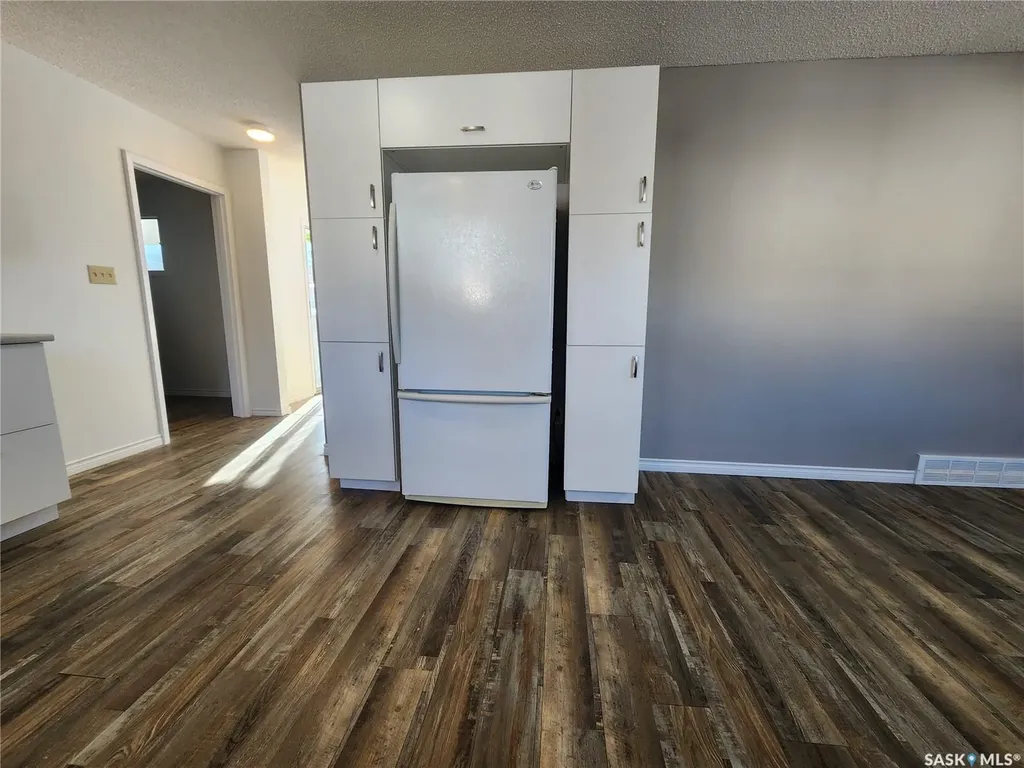 601 Centre Street Assiniboia SK S0H 0B0