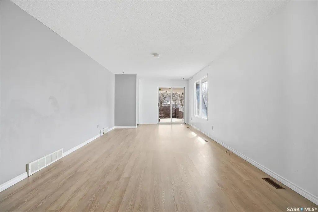 601 Centre Street Assiniboia SK S0H 0B0