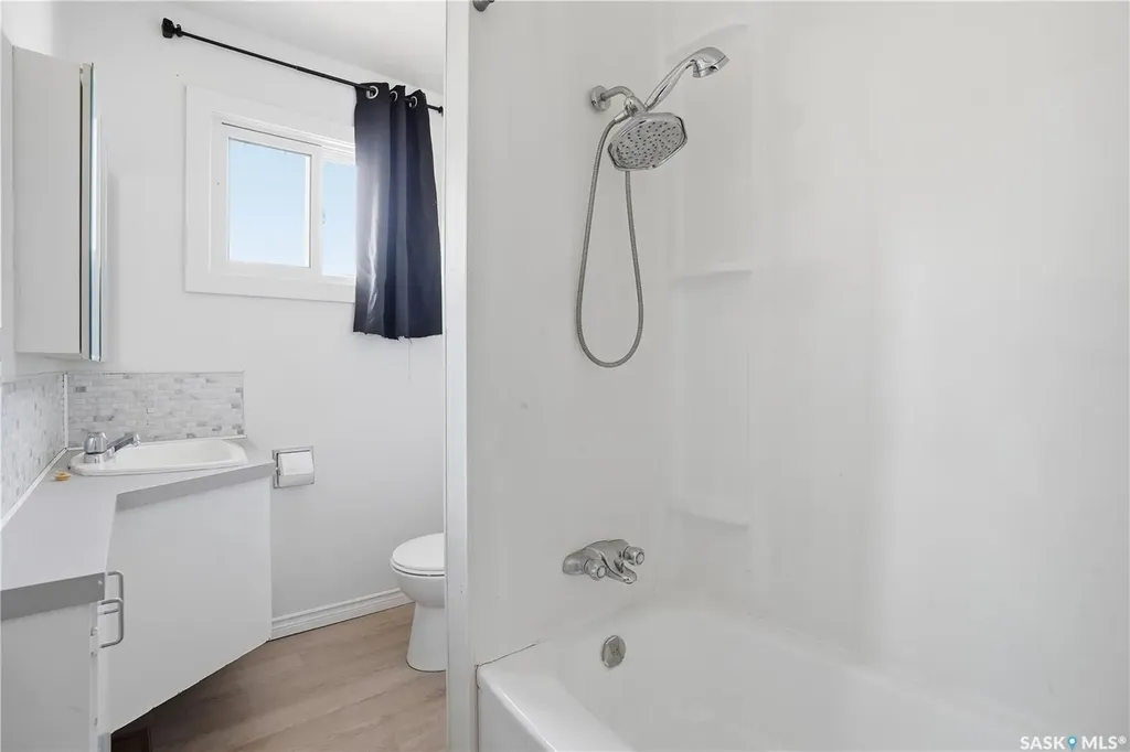 601 Centre Street Assiniboia SK S0H 0B0