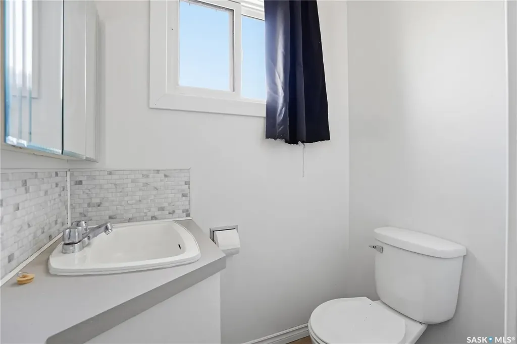 601 Centre Street Assiniboia SK S0H 0B0