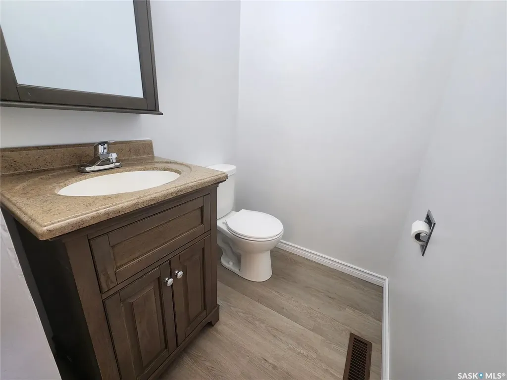 601 Centre Street Assiniboia SK S0H 0B0