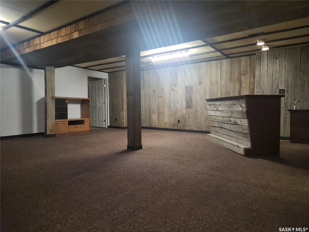 601 Centre Street Assiniboia SK S0H 0B0