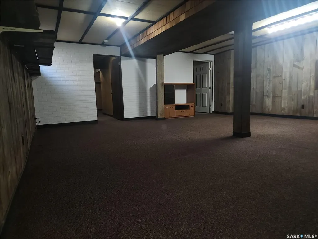 601 Centre Street Assiniboia SK S0H 0B0