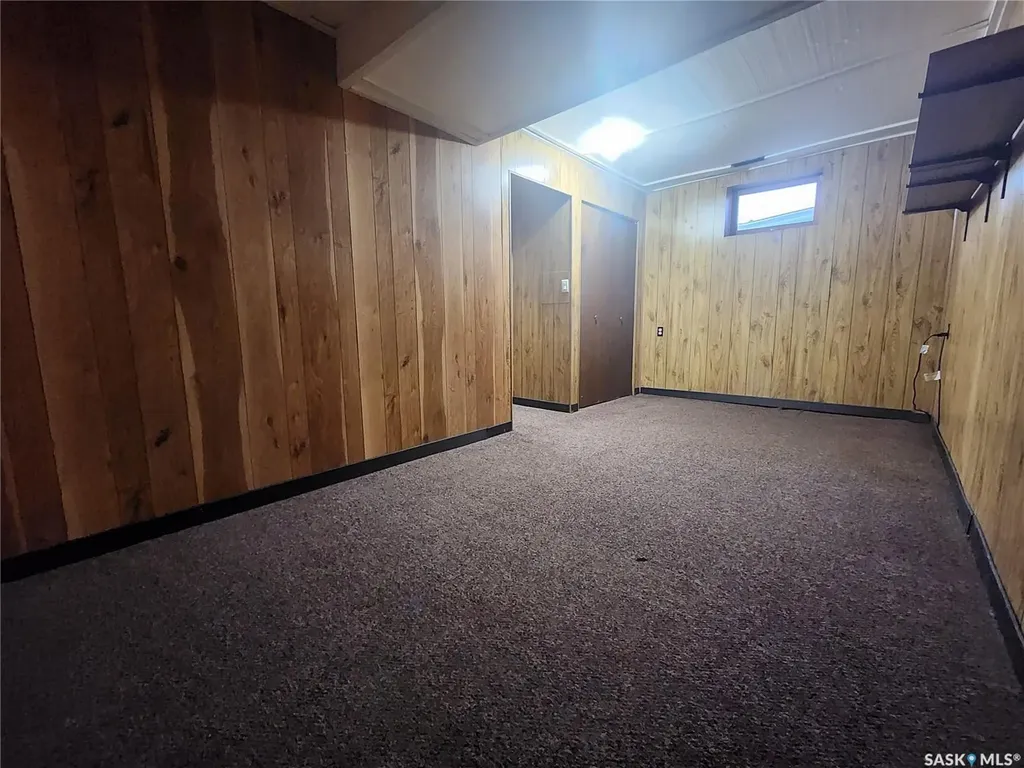 601 Centre Street Assiniboia SK S0H 0B0