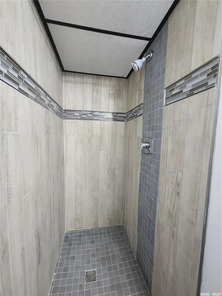 601 Centre Street Assiniboia SK S0H 0B0