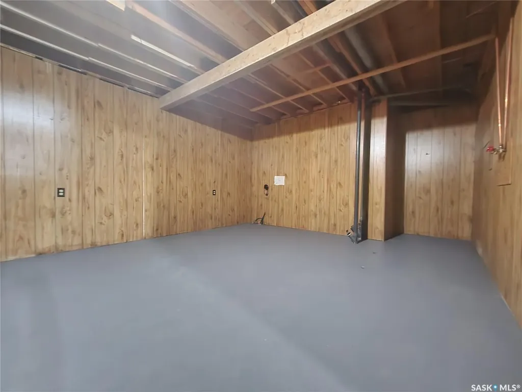 601 Centre Street Assiniboia SK S0H 0B0