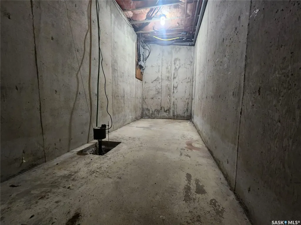 601 Centre Street Assiniboia SK S0H 0B0