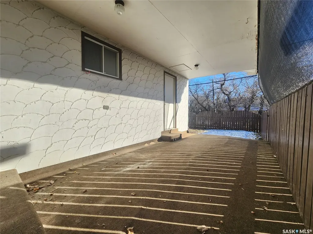 601 Centre Street Assiniboia SK S0H 0B0