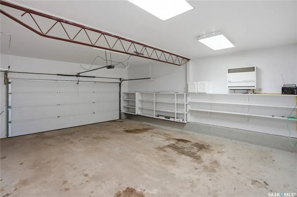 601 Centre Street Assiniboia SK S0H 0B0