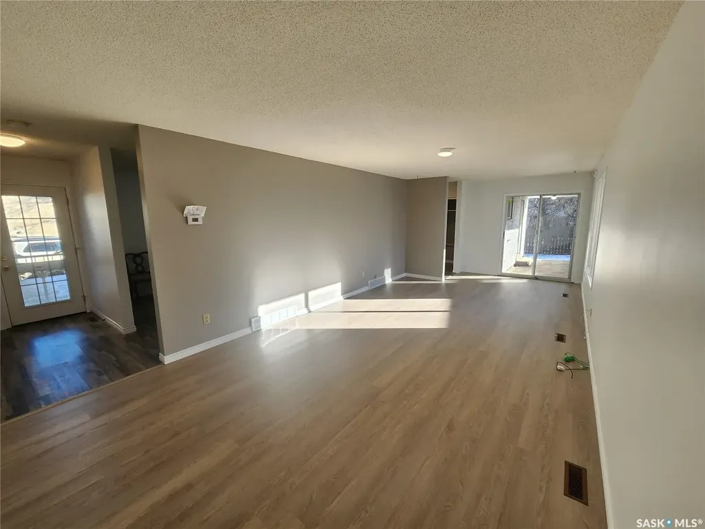 601 Centre Street Assiniboia SK S0H 0B0