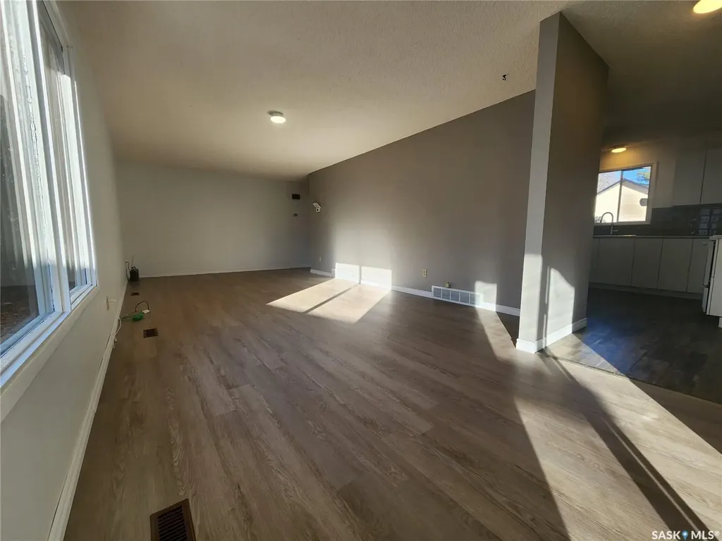 601 Centre Street Assiniboia SK S0H 0B0