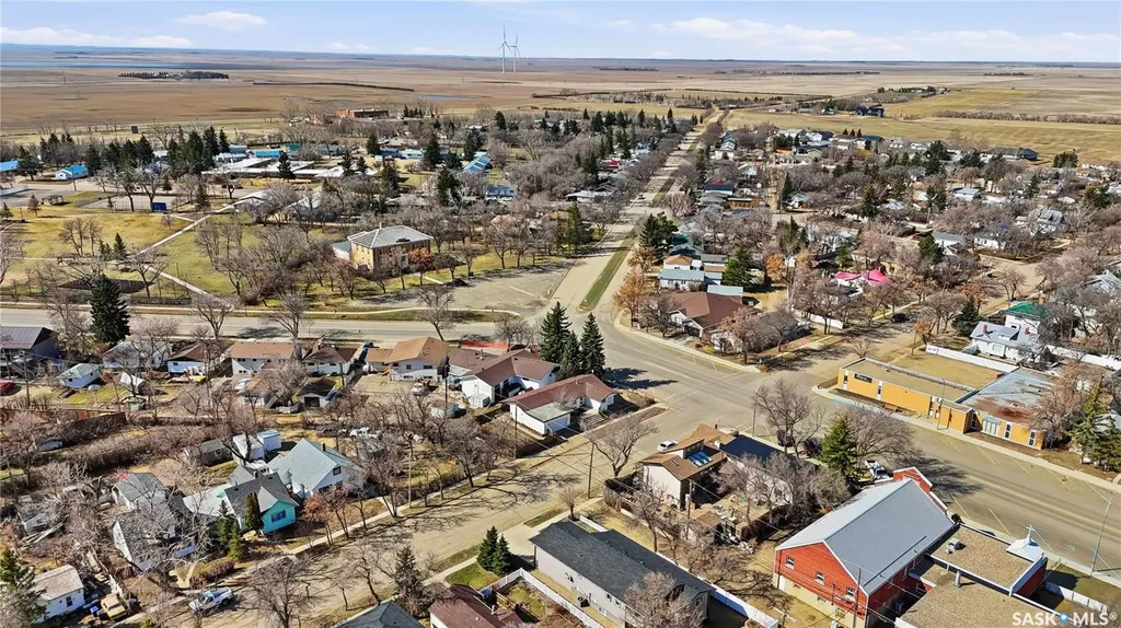 601 Centre Street Assiniboia SK S0H 0B0