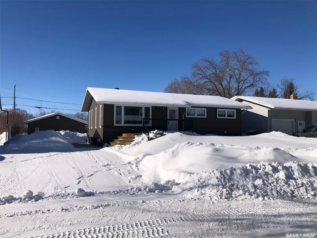 146 Jubilee Crescent Canora SK S0A 0L0