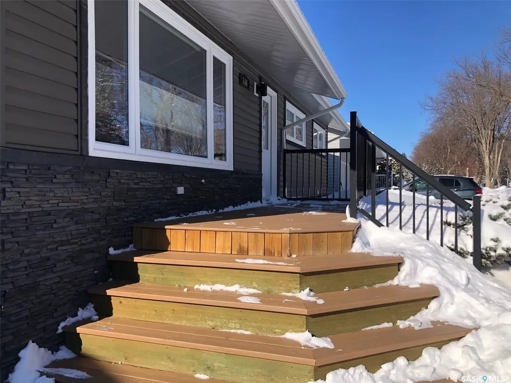 146 Jubilee Crescent Canora SK S0A 0L0