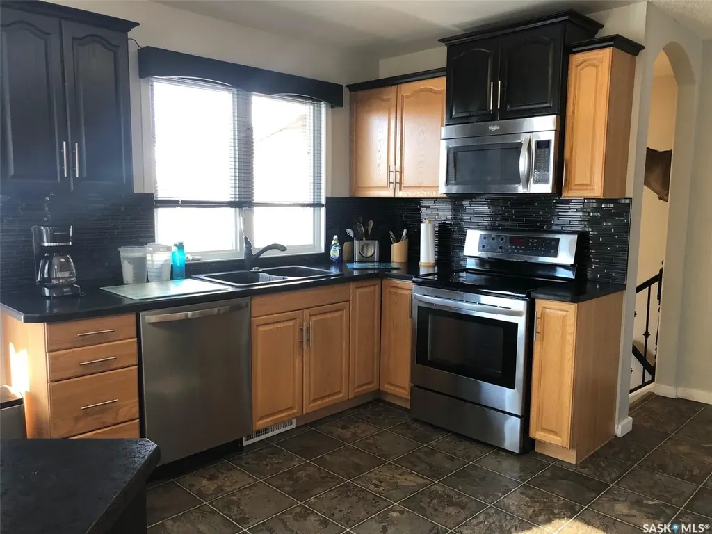 146 Jubilee Crescent Canora SK S0A 0L0