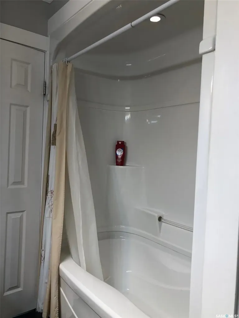 146 Jubilee Crescent Canora SK S0A 0L0