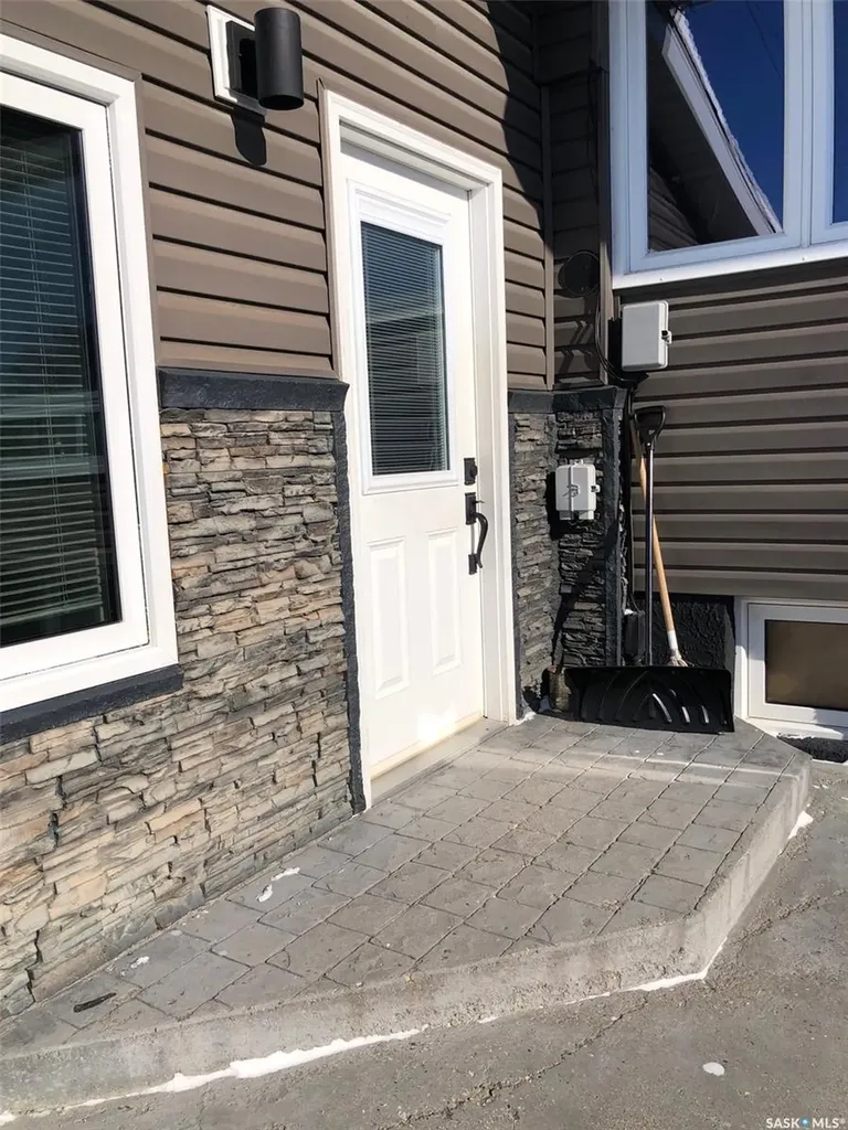 146 Jubilee Crescent Canora SK S0A 0L0